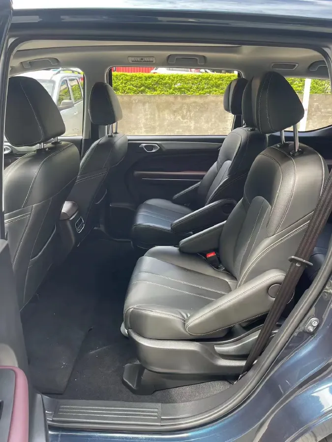 2021 GAC Trumpchi M6 1.5T 169HP L4 6AT,autocango,china used car exporter,china ev exporter,chinese used car exporter,chinese used ev exporter