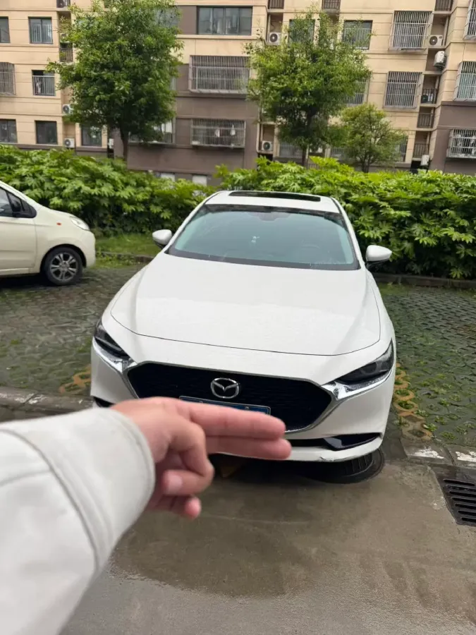 2021 Mazda 3 Axela 2.0L 158HP L4 6AT,autocango,china used car exporter,china ev exporter,chinese used car exporter,chinese used ev exporter