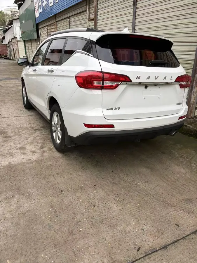 2019 Haval M6 1.5T 150HP L4 7DCT,autocango,china used car exporter,china ev exporter,chinese used car exporter,chinese used ev exporter