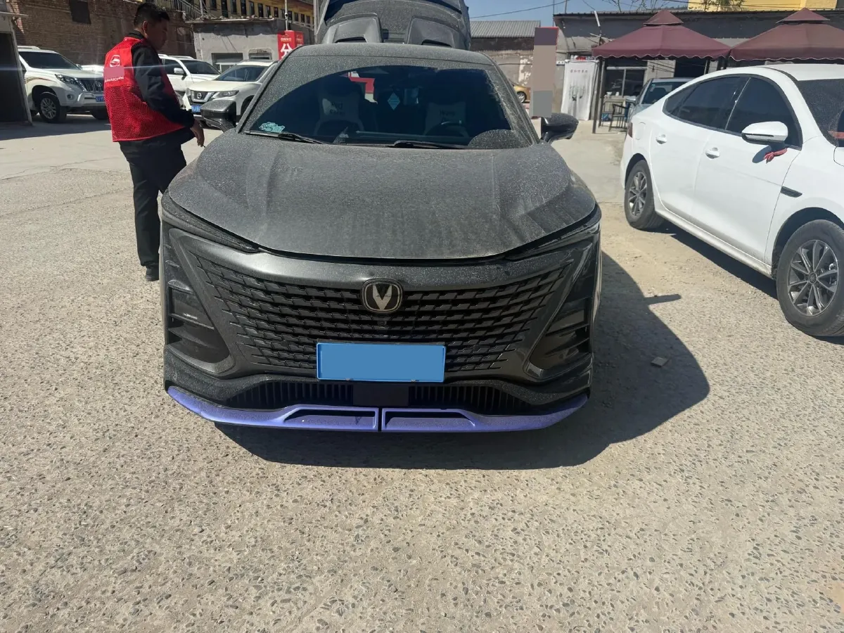 2023 ChangAn UNI-T 1.5T 188HP L4 7DCT,autocango,china used car exporter,china ev exporter,chinese used car exporter,chinese used ev exporter