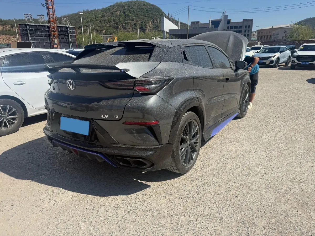 2023 ChangAn UNI-T 1.5T 188HP L4 7DCT,autocango,china used car exporter,china ev exporter,chinese used car exporter,chinese used ev exporter