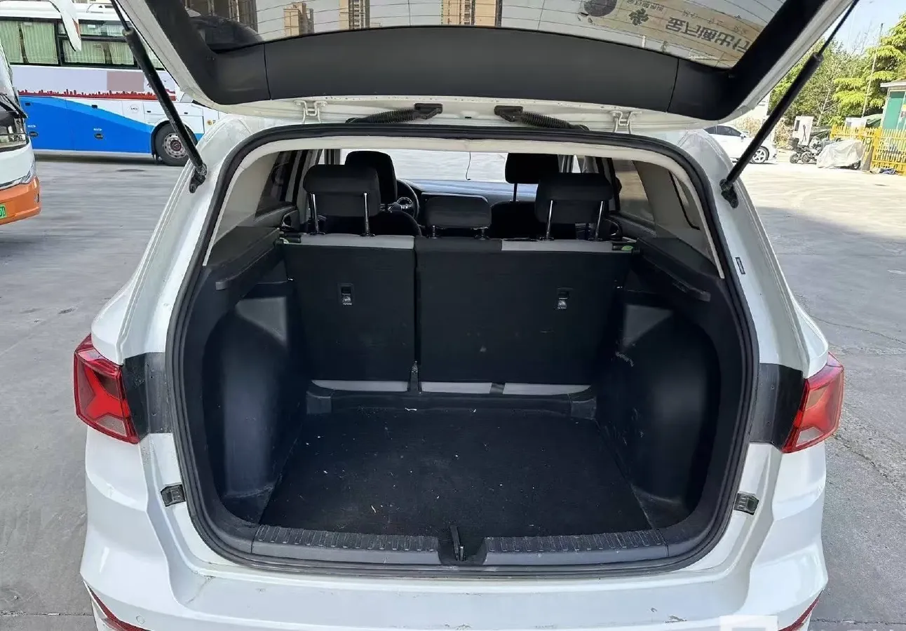 2023 Jetta VS7 1.4T 150HP L4 6AT,autocango,china used car exporter,china ev exporter,chinese used car exporter,chinese used ev exporter