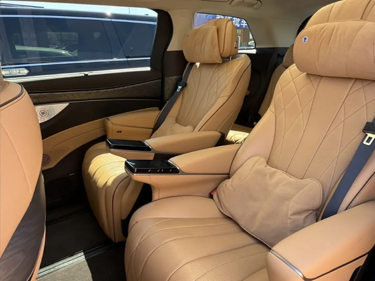 2024 Denza D9 1.5T 139HP L4 E-CVT PHEV 40KWH,autocango,china used car exporter,china ev exporter,chinese used car exporter,chinese used ev exporter