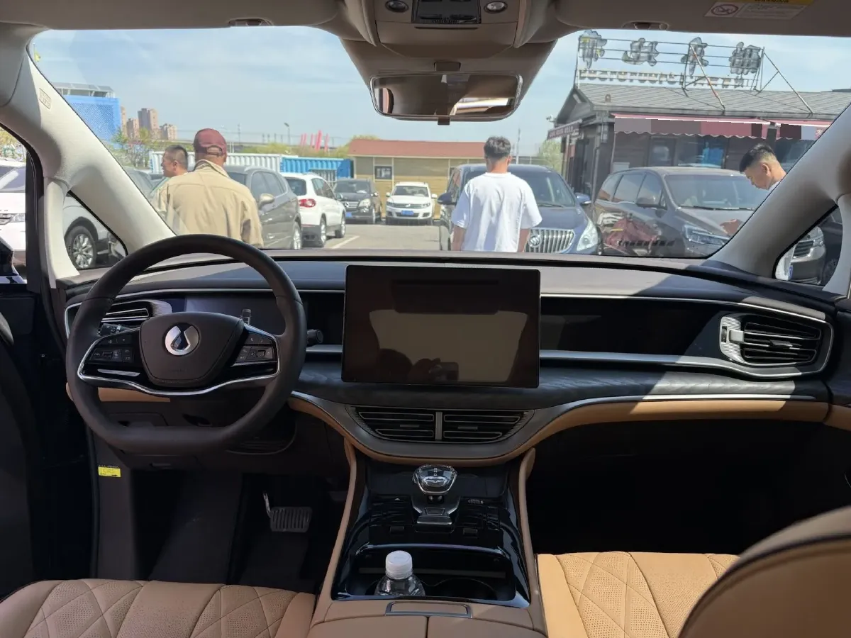 2024 Denza D9 1.5T 139HP L4 E-CVT PHEV 40KWH,autocango,china used car exporter,china ev exporter,chinese used car exporter,chinese used ev exporter