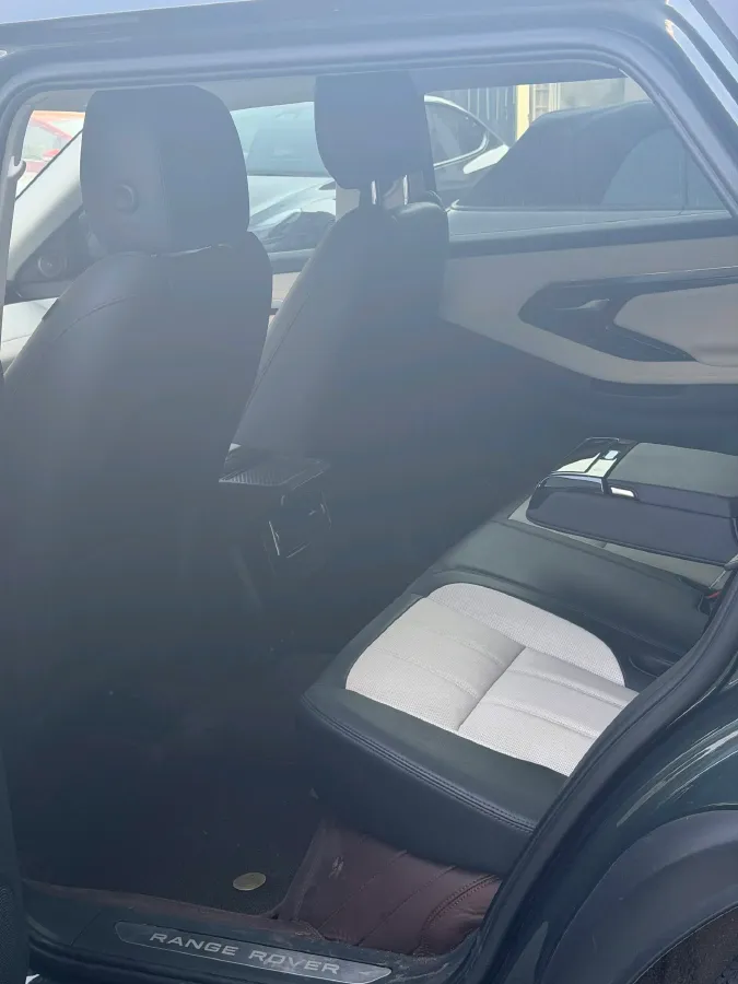 2021 Land Rover Range Rover Evoque 2.0T 249HP L4 9AT,autocango,china used car exporter,china ev exporter,chinese used car exporter,chinese used ev exporter