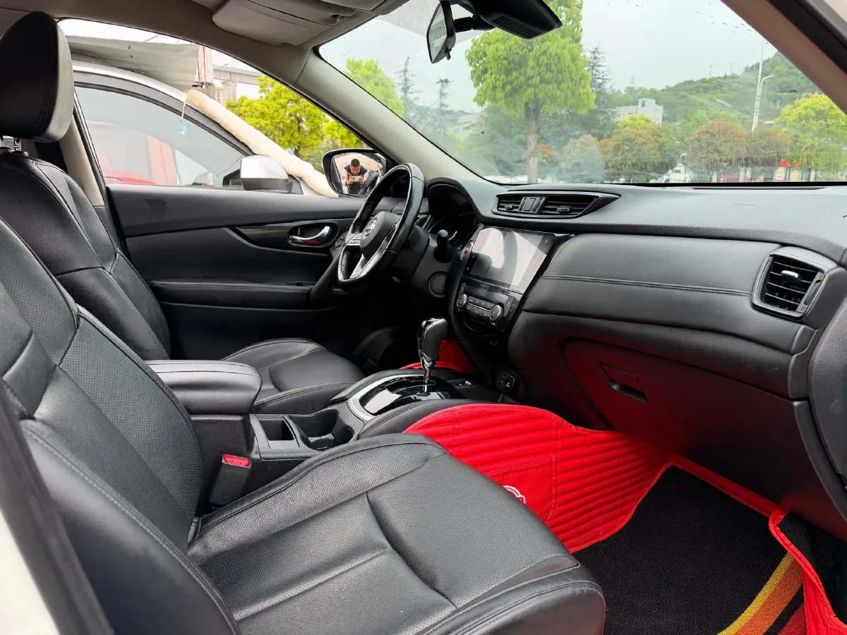 2021 Nissan X-Trail 2.0L 151HP L4 CVT,autocango,china used car exporter,china ev exporter,chinese used car exporter,chinese used ev exporter