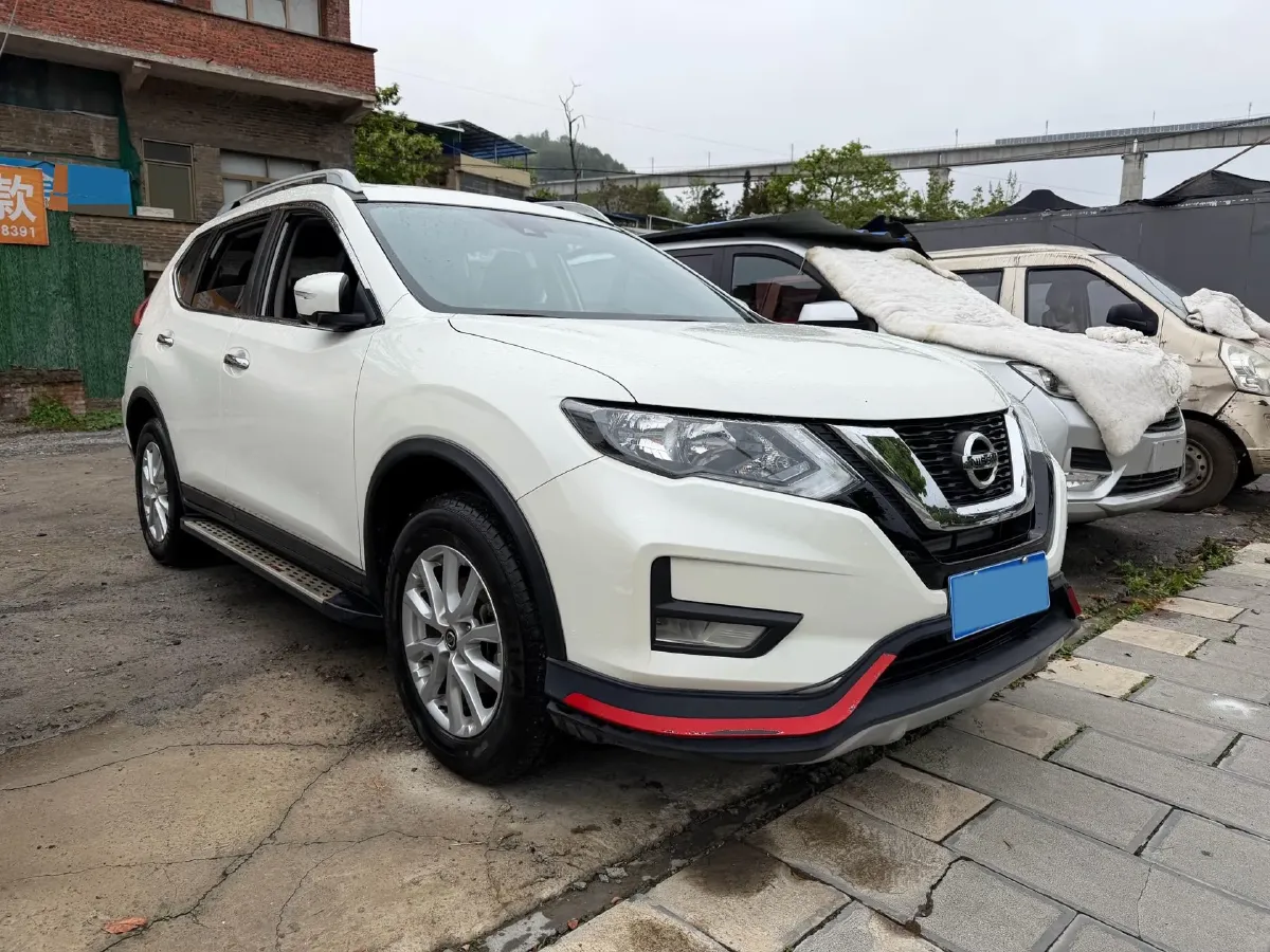 2021 Nissan X-Trail 2.0L 151HP L4 CVT,autocango,china used car exporter,china ev exporter,chinese used car exporter,chinese used ev exporter