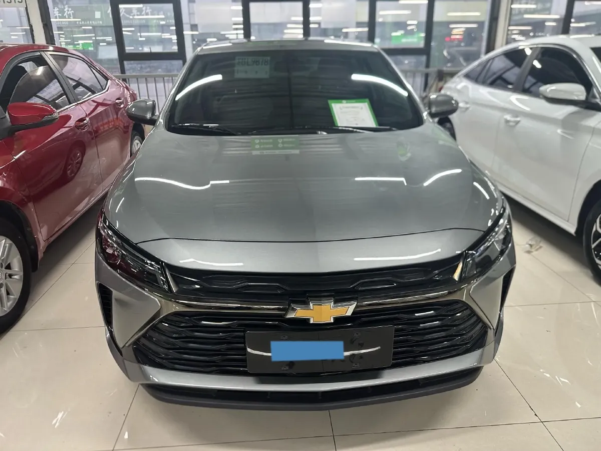 2024 Chevrolet Monza 1.5L 113HP L4 6DCT,autocango,china used car exporter,china ev exporter,chinese used car exporter,chinese used ev exporter