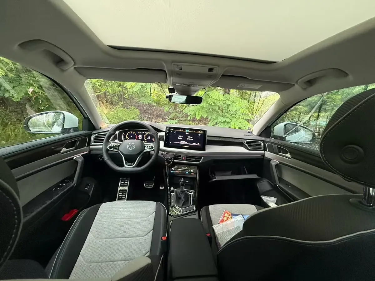 2024 Volkswagen Tayron X 2.0T 186HP L4 7DCT,autocango,china used car exporter,china ev exporter,chinese used car exporter,chinese used ev exporter