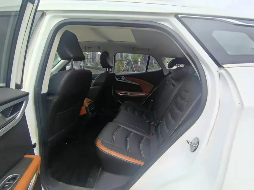 2018 DongFeng Forthing CM7 2.0T 190HP L4 6AT,autocango,china used car exporter,china ev exporter,chinese used car exporter,chinese used ev exporter