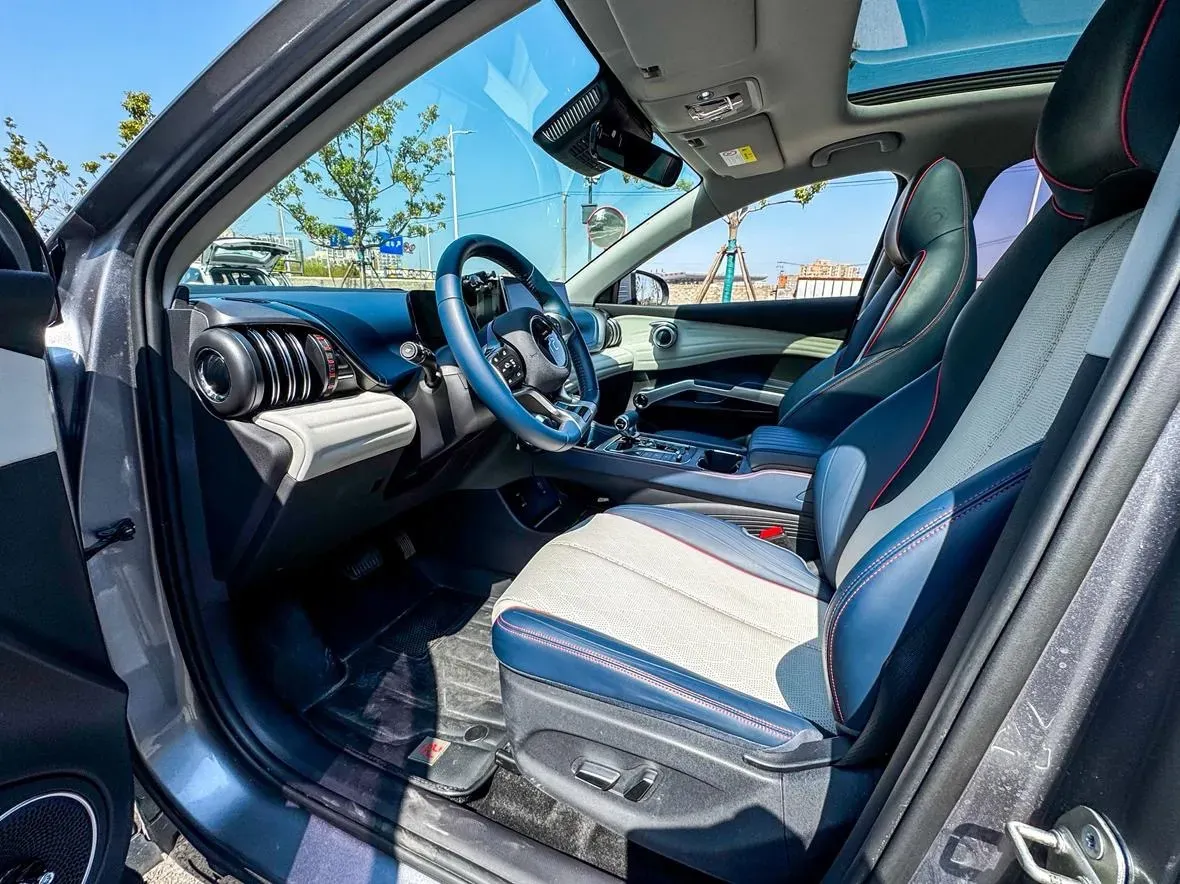 2022 Foton Grand General G7 2.0T 238HP L4 8AT,autocango,china used car exporter,china ev exporter,chinese used car exporter,chinese used ev exporter