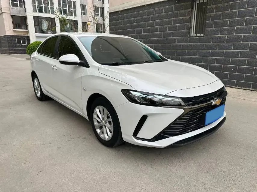 2024 Chevrolet Monza 1.5L 113HP L4 6DCT,autocango,china used car exporter,china ev exporter,chinese used car exporter,chinese used ev exporter