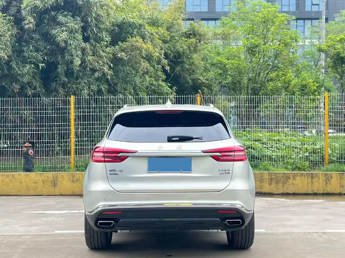 2019 HongQi HS5 2.0T 224HP L4 6AT,autocango,china used car exporter,china ev exporter,chinese used car exporter,chinese used ev exporter