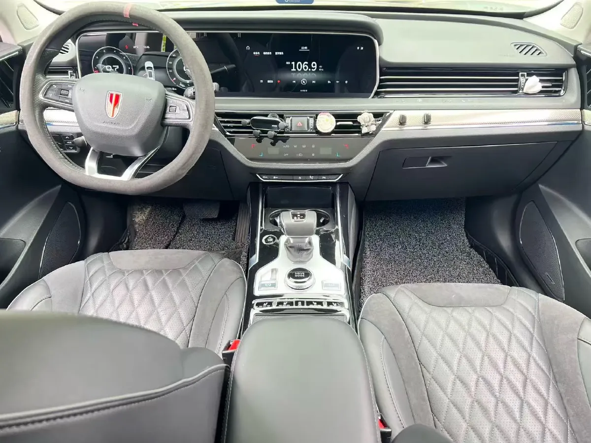 2019 HongQi HS5 2.0T 224HP L4 6AT,autocango,china used car exporter,china ev exporter,chinese used car exporter,chinese used ev exporter