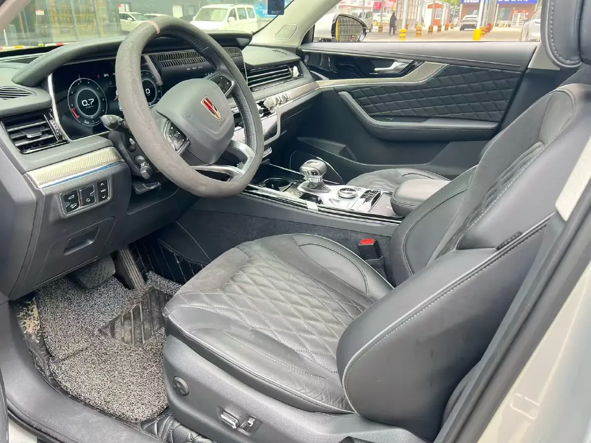 2019 HongQi HS5 2.0T 224HP L4 6AT,autocango,china used car exporter,china ev exporter,chinese used car exporter,chinese used ev exporter