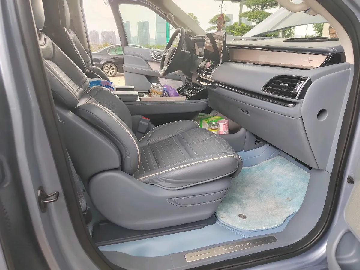 2019 Lincoln Navigator 3.5T 388HP V6 10AT,autocango,china used car exporter,china ev exporter,chinese used car exporter,chinese used ev exporter