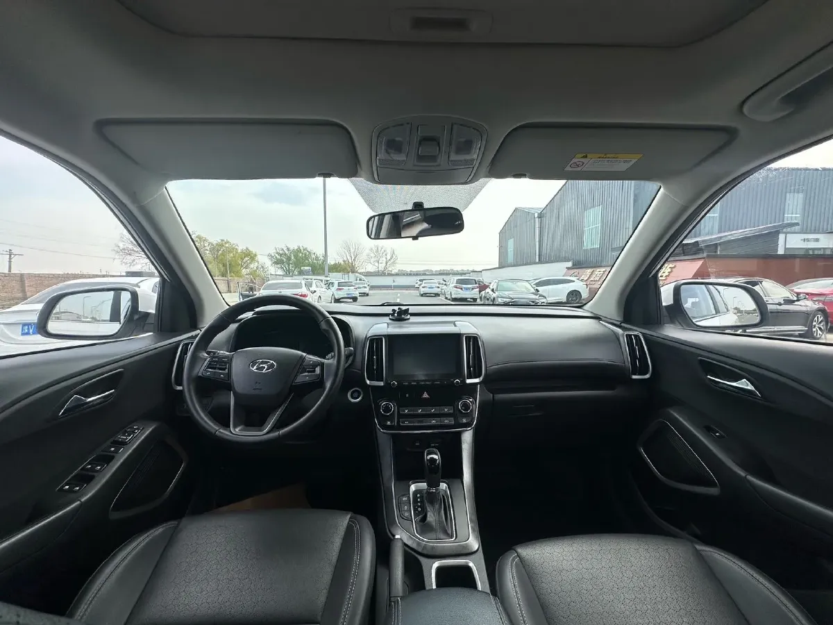 2019 Hyundai ix35 2.0L 160HP L4 6AT,autocango,china used car exporter,china ev exporter,chinese used car exporter,chinese used ev exporter