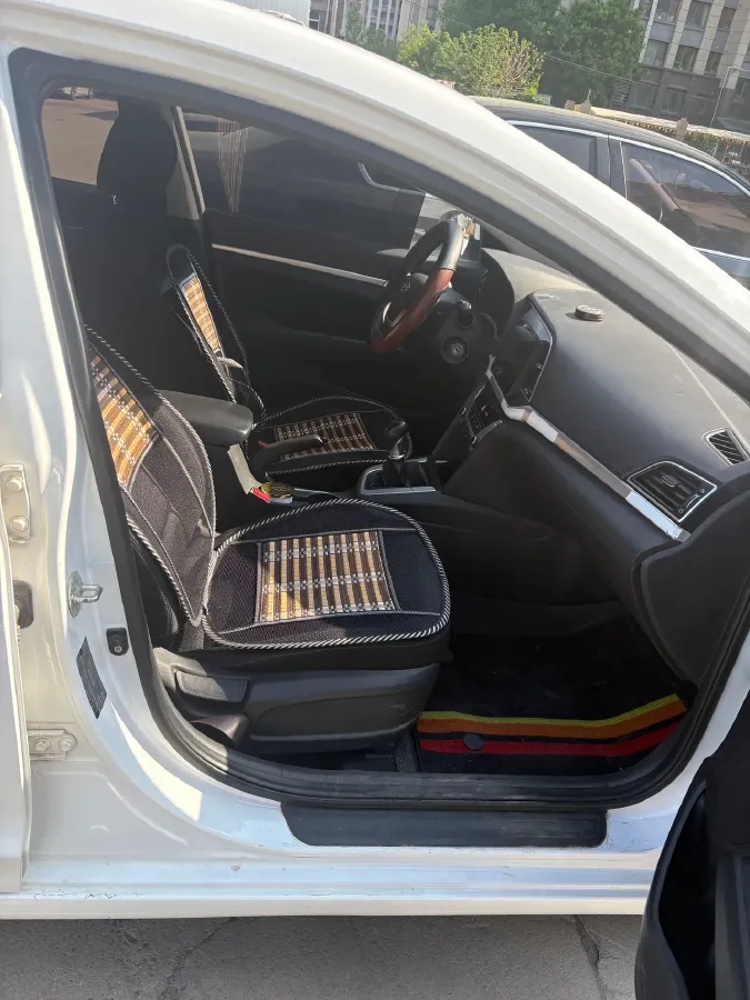 2016 Hyundai Elantra 1.6L 128HP L4 6MT,autocango,china used car exporter,china ev exporter,chinese used car exporter,chinese used ev exporter