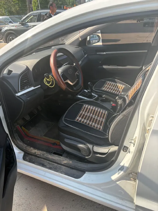 2016 Hyundai Elantra 1.6L 128HP L4 6MT,autocango,china used car exporter,china ev exporter,chinese used car exporter,chinese used ev exporter