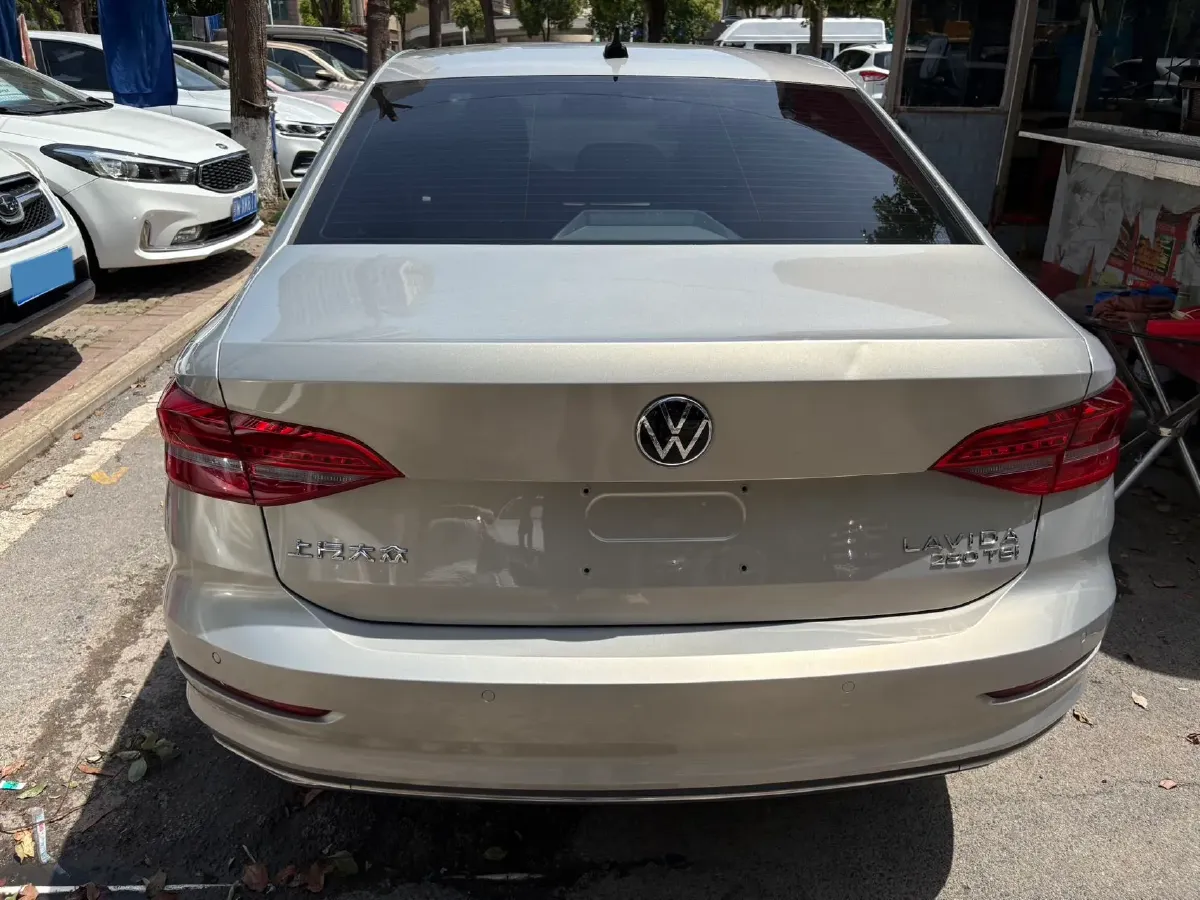 2021 Volkswagen Lavida 1.4T 150HP L4 7DCT,autocango,china used car exporter,china ev exporter,chinese used car exporter,chinese used ev exporter