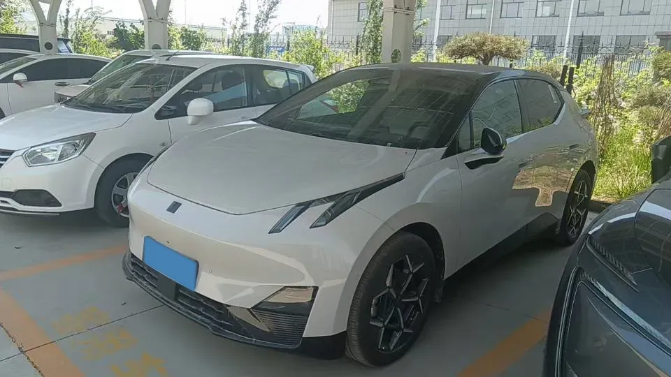 2025 Dongfeng Z9 2.0T 258HP L4 8AT,autocango,china used car exporter,china ev exporter,chinese used car exporter,chinese used ev exporter