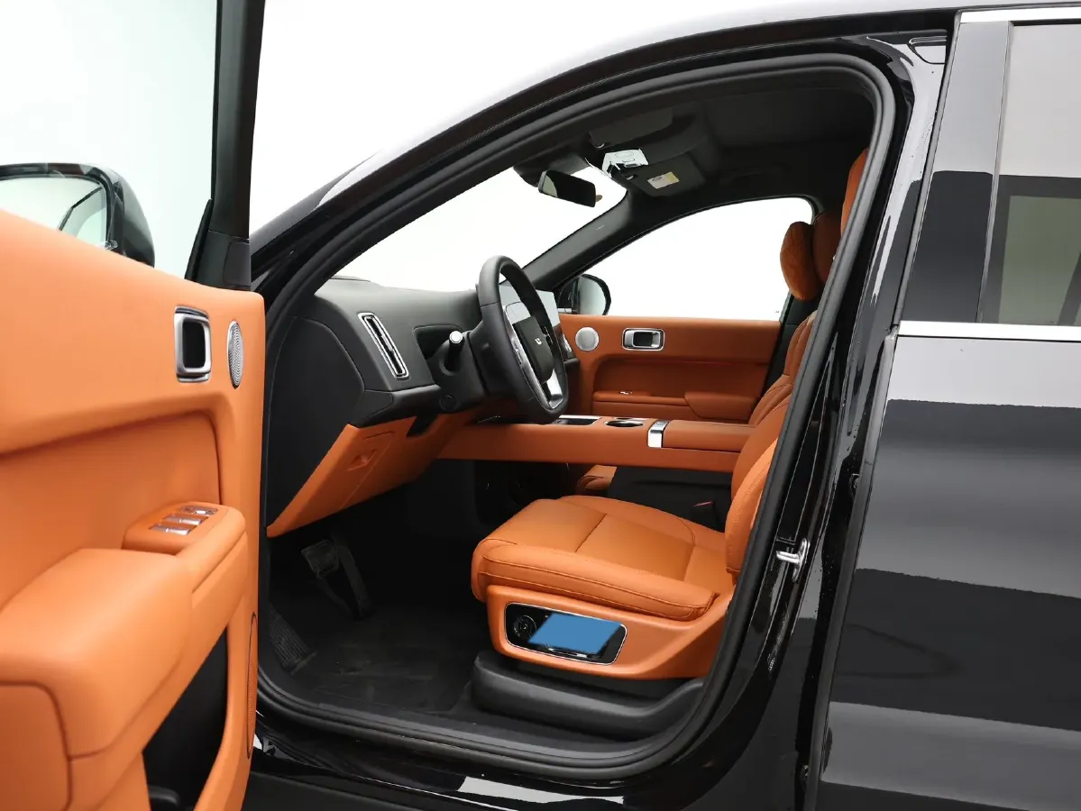 2025 Li L8 Range Extended 154HP REEV,autocango,china used car exporter,china ev exporter,chinese used car exporter,chinese used ev exporter