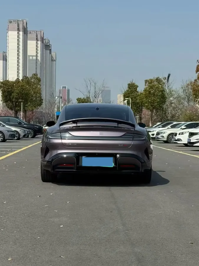 2024 MI SU7 BEV 101KWH,autocango,china used car exporter,china ev exporter,chinese used car exporter,chinese used ev exporter