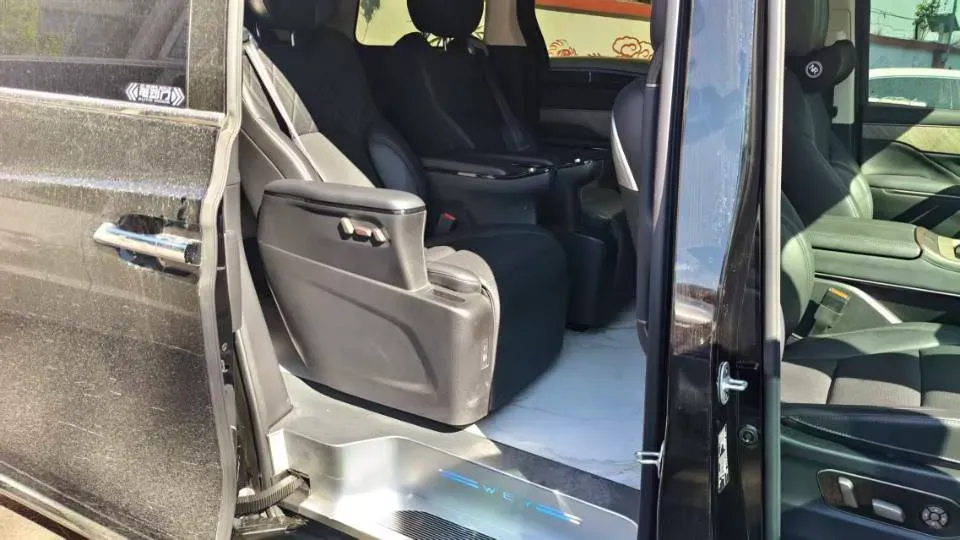 2025 WEY HighMountain 1.5T 170HP L4 4DHT PHEV,autocango,china used car exporter,china ev exporter,chinese used car exporter,chinese used ev exporter