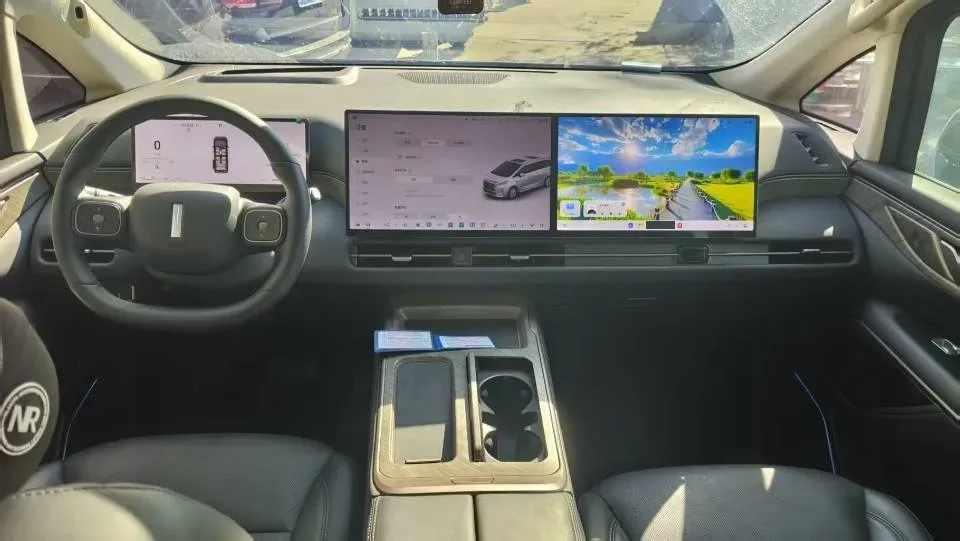 2025 WEY HighMountain 1.5T 170HP L4 4DHT PHEV,autocango,china used car exporter,china ev exporter,chinese used car exporter,chinese used ev exporter