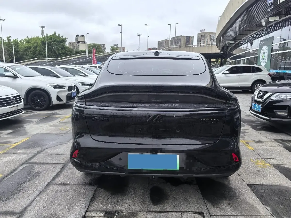 2025 IM LS6 BEV 75KWH,autocango,china used car exporter,china ev exporter,chinese used car exporter,chinese used ev exporter