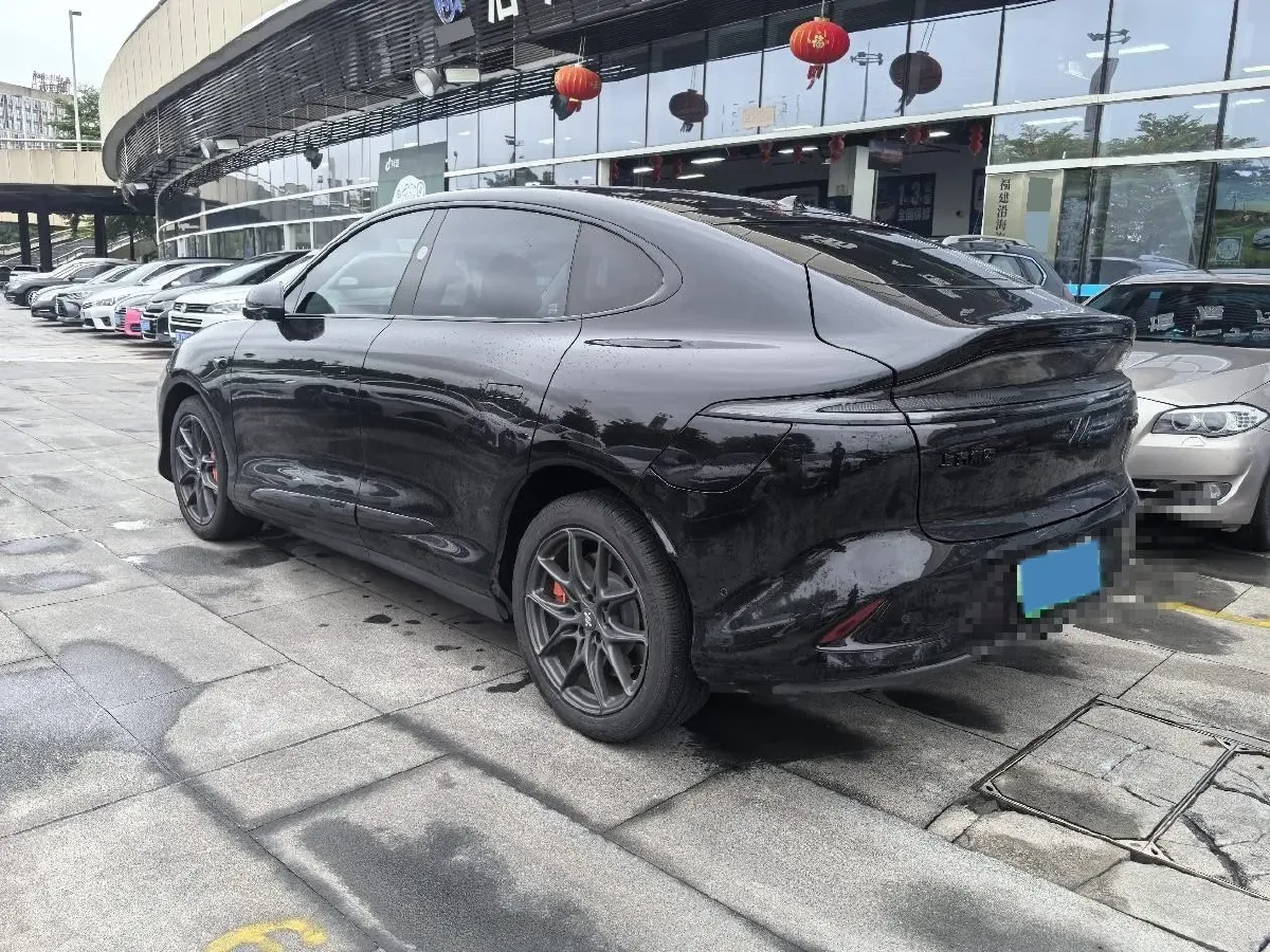 2025 IM LS6 BEV 75KWH,autocango,china used car exporter,china ev exporter,chinese used car exporter,chinese used ev exporter