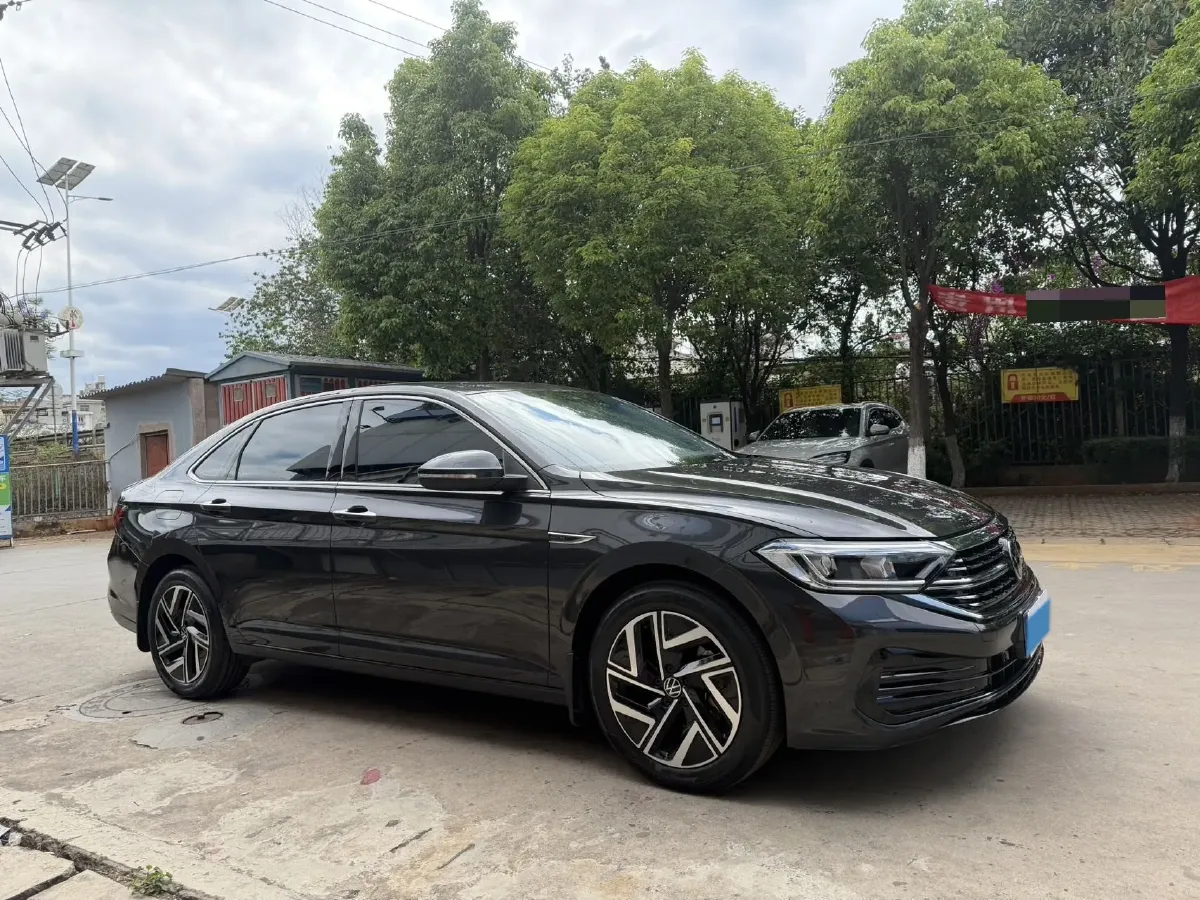 2024 Volkswagen Sagitar 1.5T 160HP L4 7DCT,autocango,china used car exporter,china ev exporter,chinese used car exporter,chinese used ev exporter