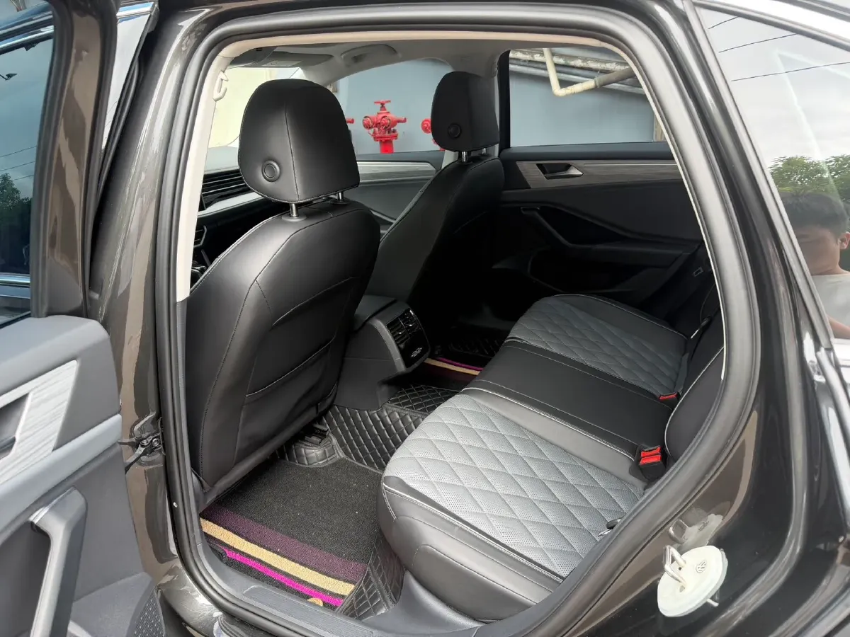 2024 Volkswagen Sagitar 1.5T 160HP L4 7DCT,autocango,china used car exporter,china ev exporter,chinese used car exporter,chinese used ev exporter