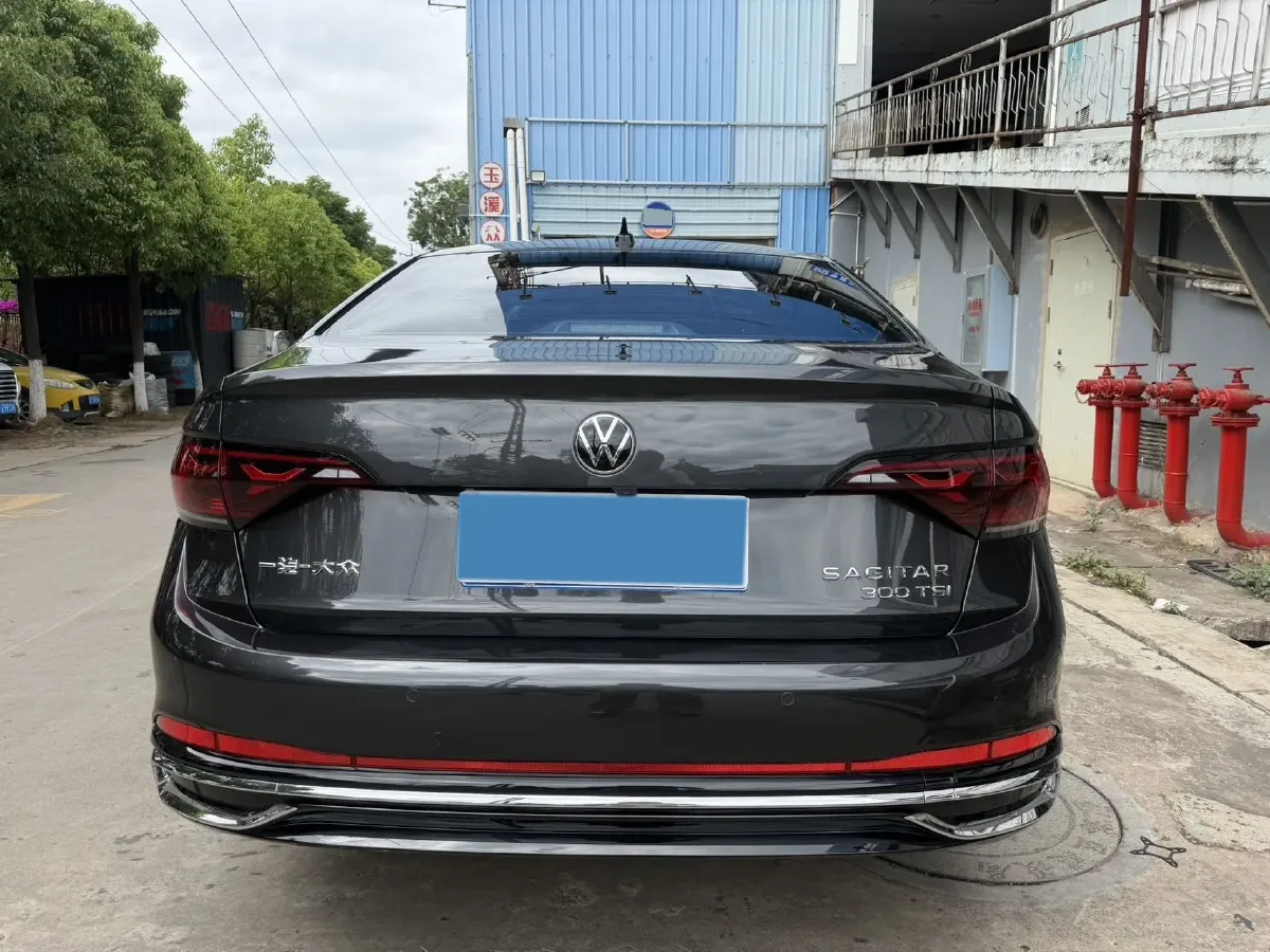 2024 Volkswagen Sagitar 1.5T 160HP L4 7DCT,autocango,china used car exporter,china ev exporter,chinese used car exporter,chinese used ev exporter