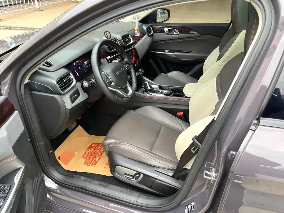 2021 LYNK&CO 02 1.5T 180HP L3 7DCT,autocango,china used car exporter,china ev exporter,chinese used car exporter,chinese used ev exporter