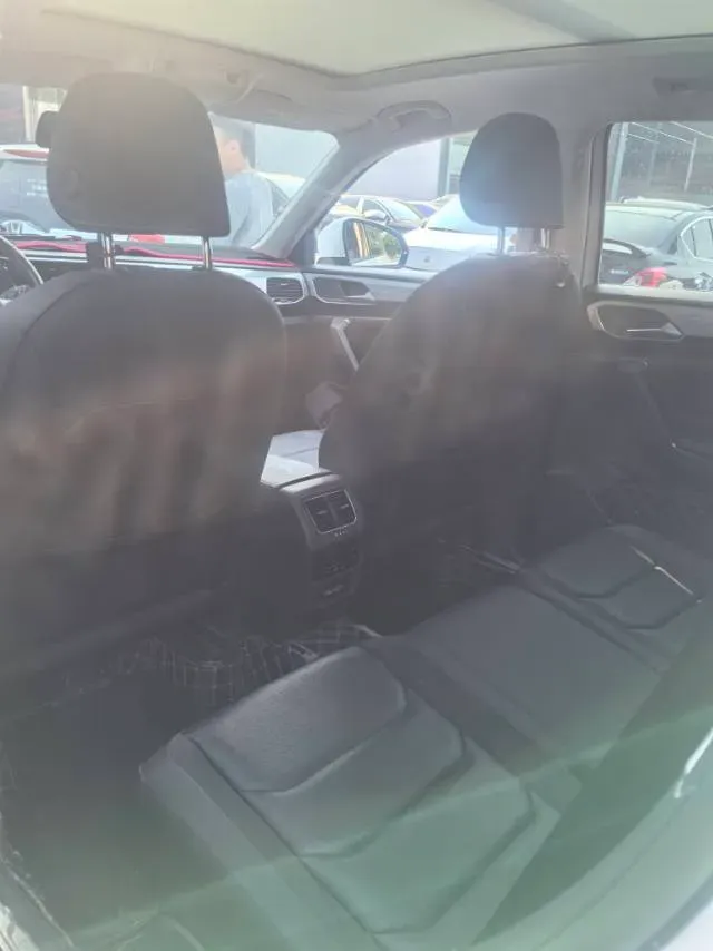 2022 Volkswagen Tayron 2.0T 186HP L4 7DCT,autocango,china used car exporter,china ev exporter,chinese used car exporter,chinese used ev exporter