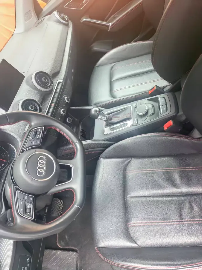 2022 Audi Q2L 1.4T 150HP L4 7DCT,autocango,china used car exporter,china ev exporter,chinese used car exporter,chinese used ev exporter