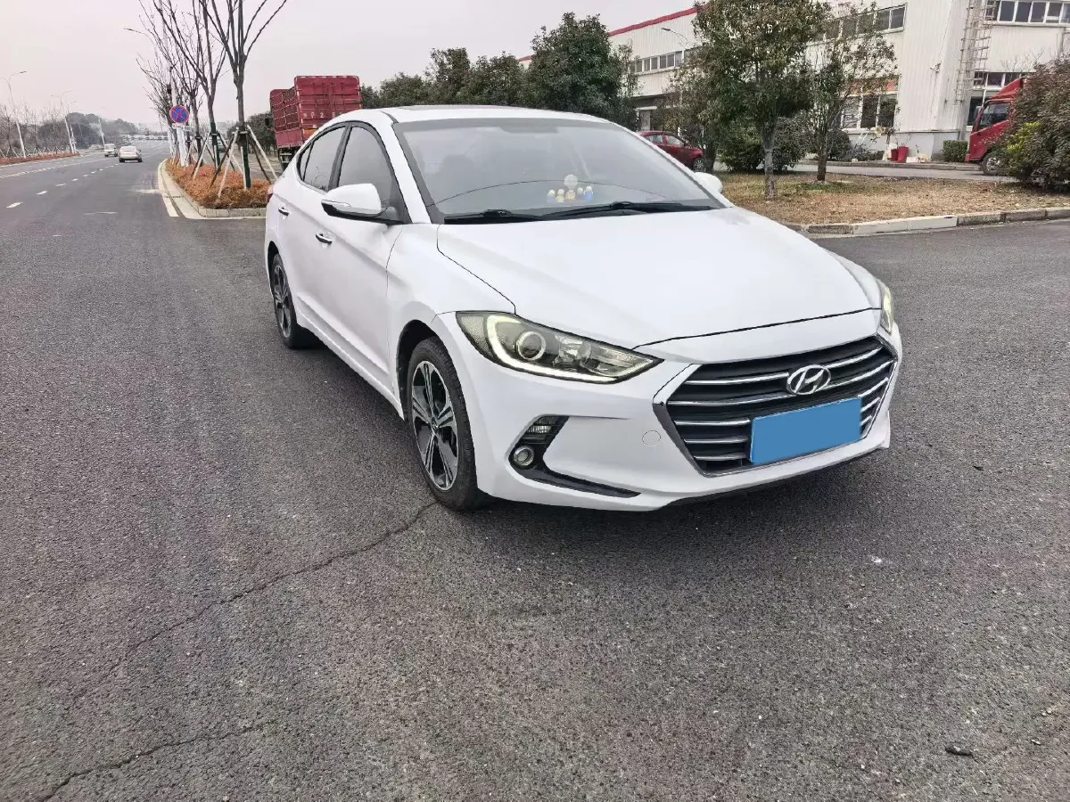 2016 Hyundai Elantra 1.6L 130HP L4 6AT,autocango,china used car exporter,china ev exporter,chinese used car exporter,chinese used ev exporter
