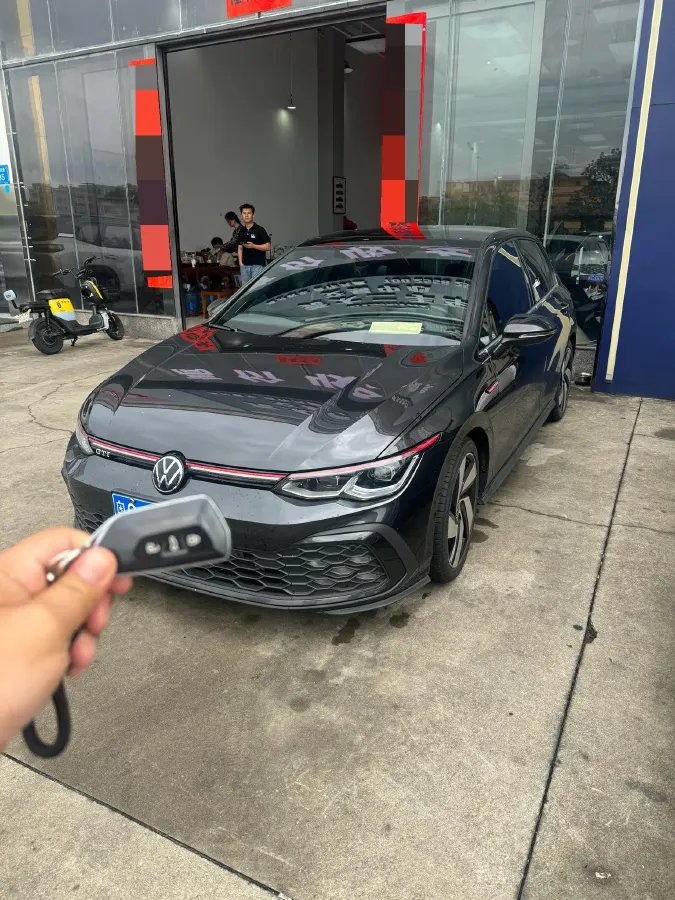 2023 Volkswagen GolfGTI 2.0T 220HP L4 7DCT,autocango,china used car exporter,china ev exporter,chinese used car exporter,chinese used ev exporter