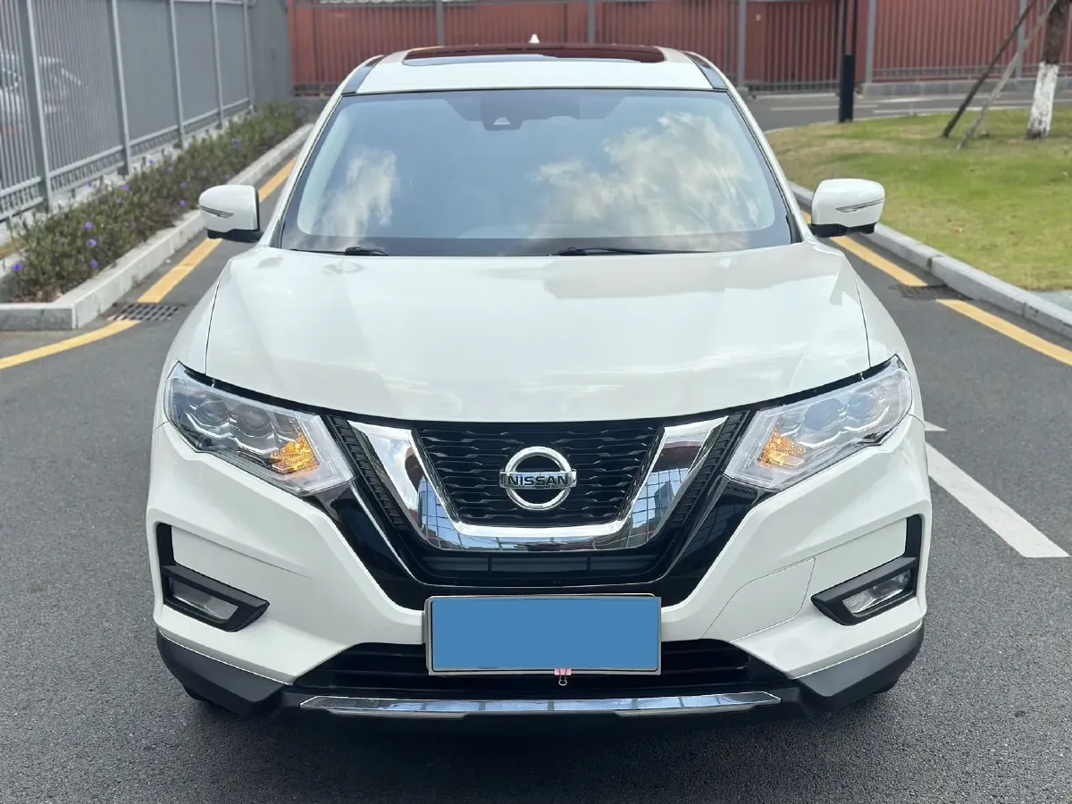 2020 Nissan X-Trail 2.0L 154HP L4 CVT,autocango,china used car exporter,china ev exporter,chinese used car exporter,chinese used ev exporter
