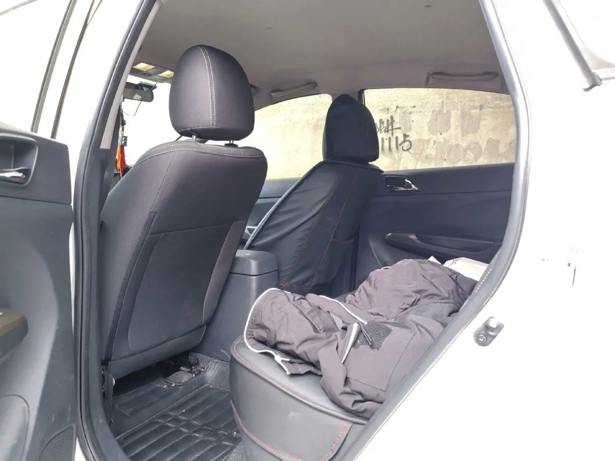 2017 HaiMa M3 1.5L 112HP L4 5MT,autocango,china used car exporter,china ev exporter,chinese used car exporter,chinese used ev exporter