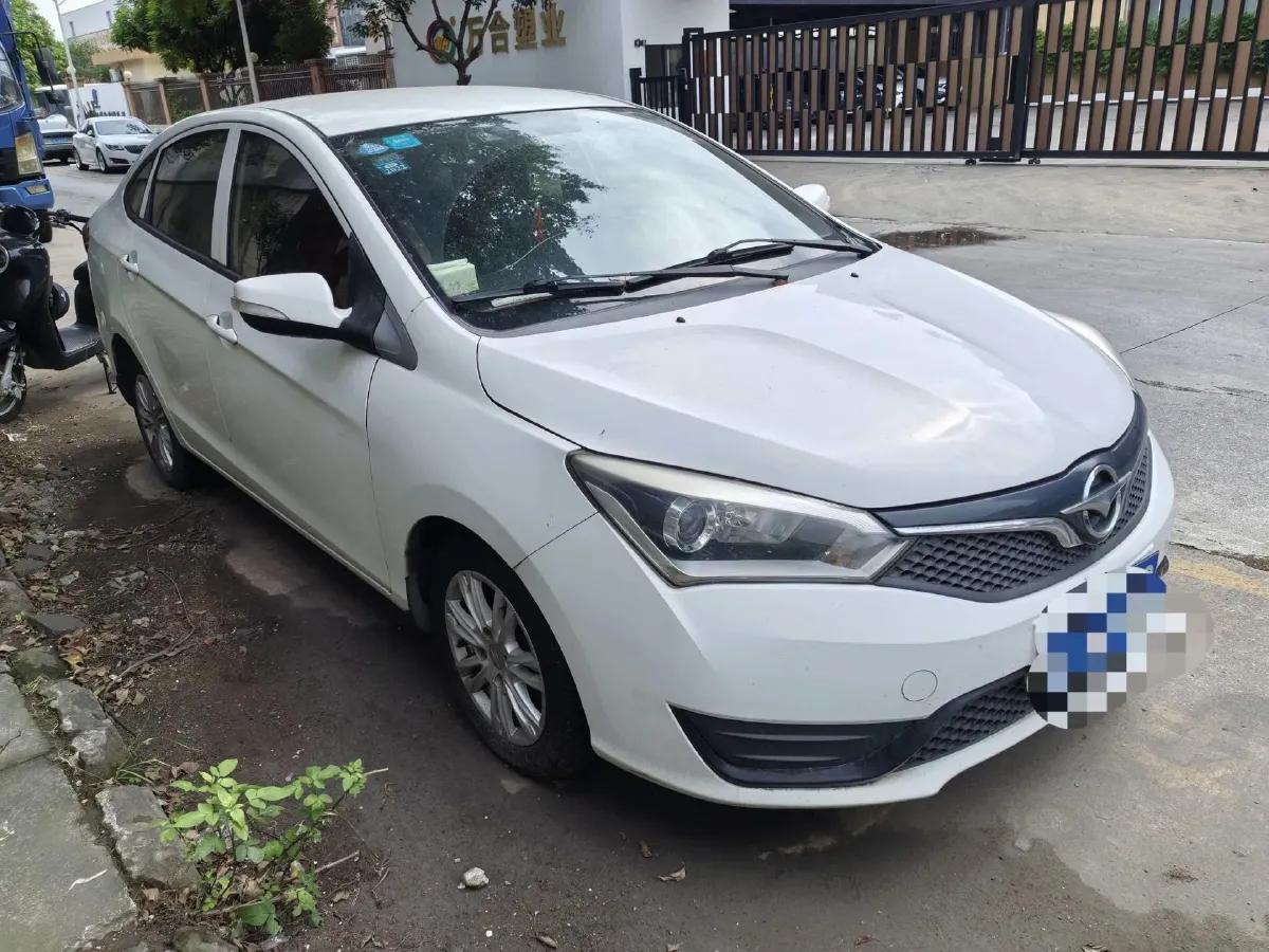 2017 HaiMa M3 1.5L 112HP L4 5MT,autocango,china used car exporter,china ev exporter,chinese used car exporter,chinese used ev exporter