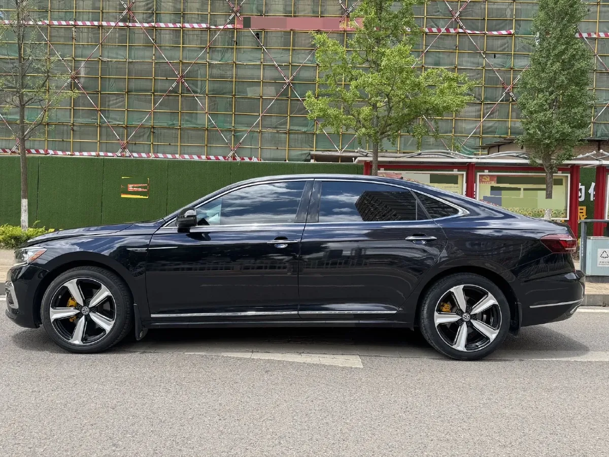 2022 Skoda Kodiak GT 2.0T 186HP L4 7DCT,autocango,china used car exporter,china ev exporter,chinese used car exporter,chinese used ev exporter