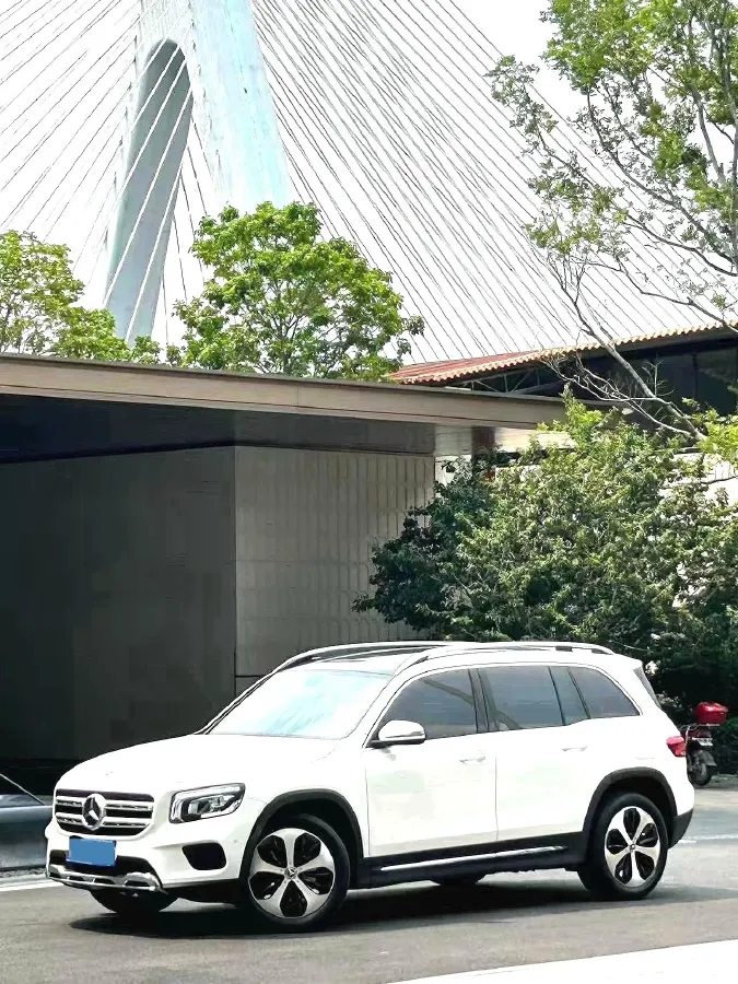2023 Mercedes-Benz GLB Class 2.0T 190HP L4 8DCT,autocango,china used car exporter,china ev exporter,chinese used car exporter,chinese used ev exporter