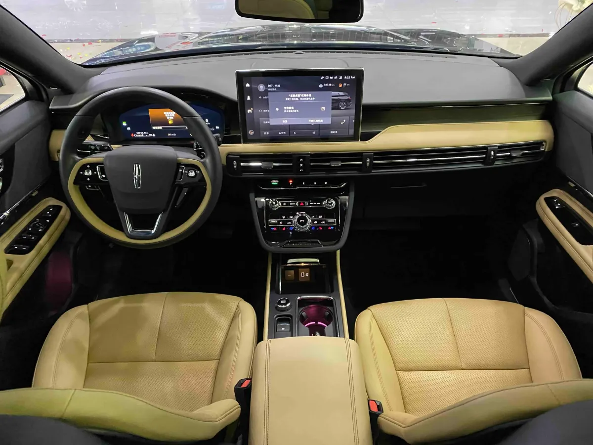 2022 Lincoln Corsair 2.0T 245HP L4 8AT,autocango,china used car exporter,china ev exporter,chinese used car exporter,chinese used ev exporter