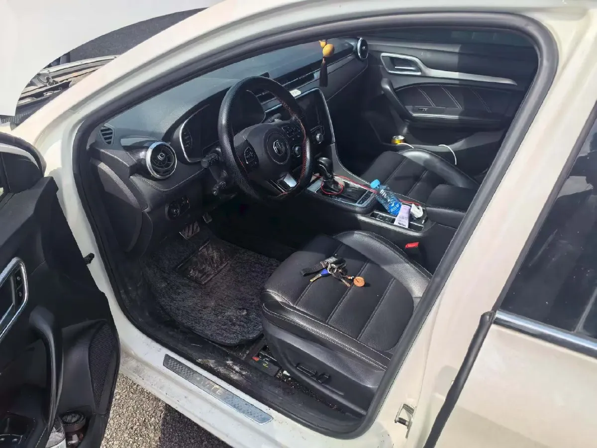 2019 MAXUS XinTu V80 2.5T 136HP L4 6AMT,autocango,china used car exporter,china ev exporter,chinese used car exporter,chinese used ev exporter