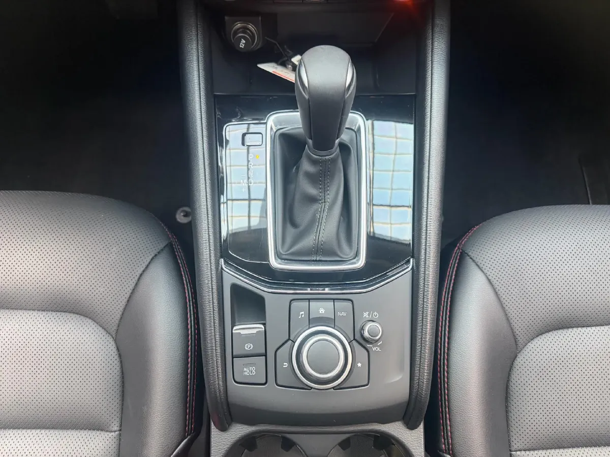 2022 Hyundai Tucson 2.0L 150HP L4 6AT Hybrid,autocango,china used car exporter,china ev exporter,chinese used car exporter,chinese used ev exporter