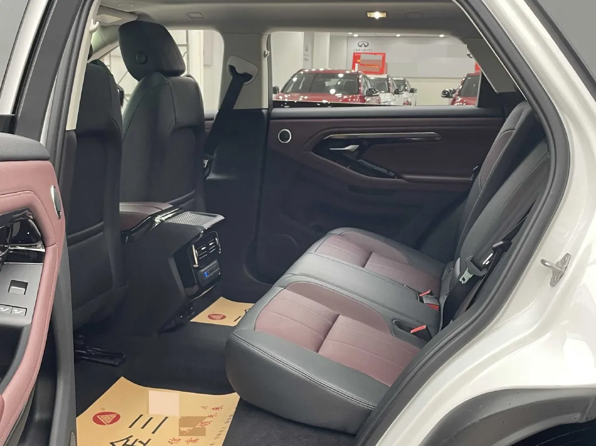 2023 Land Rover Range Rover Evoque 2.0T 249HP L4 9AT,autocango,china used car exporter,china ev exporter,chinese used car exporter,chinese used ev exporter