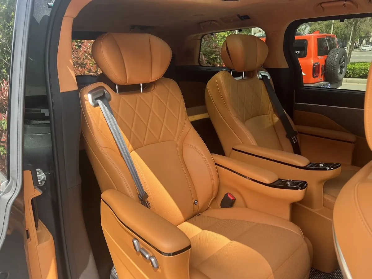 2025 WEY HighMountain 1.5T 170HP L4 4DHT PHEV,autocango,china used car exporter,china ev exporter,chinese used car exporter,chinese used ev exporter