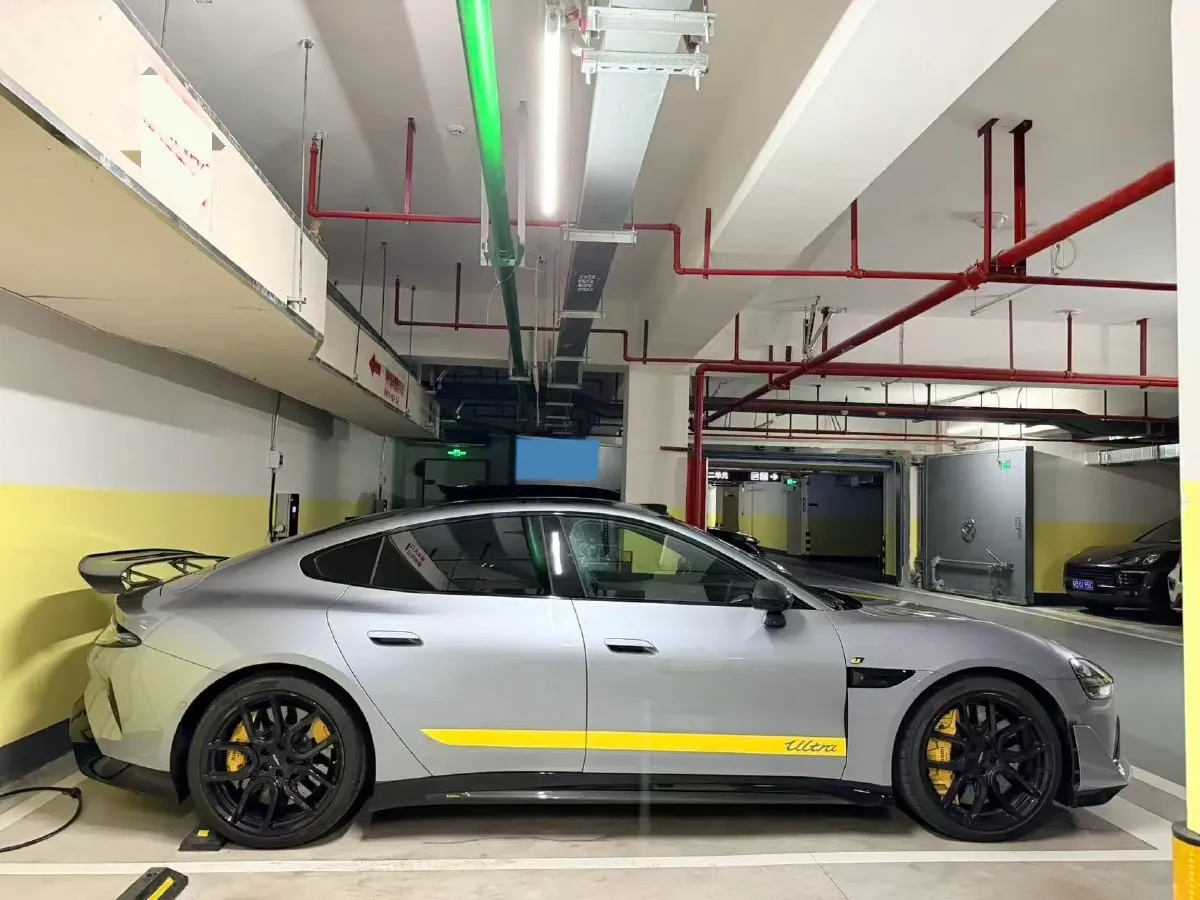 2025 MI SU7 Ultra BEV 93.7KWH,autocango,china used car exporter,china ev exporter,chinese used car exporter,chinese used ev exporter